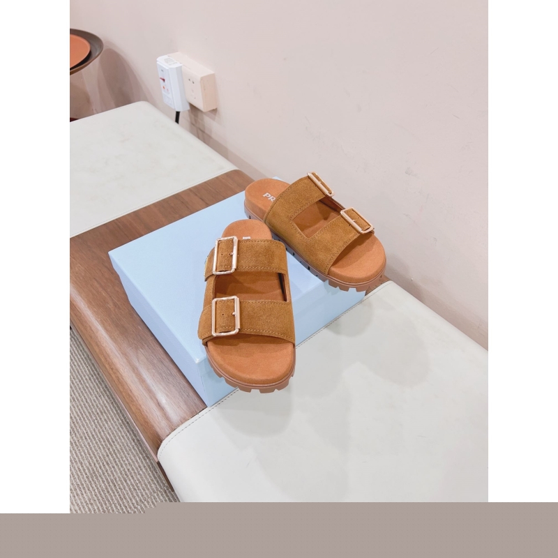 Pra*a slippers